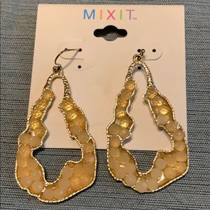 Mixit cream colored stone earrings
